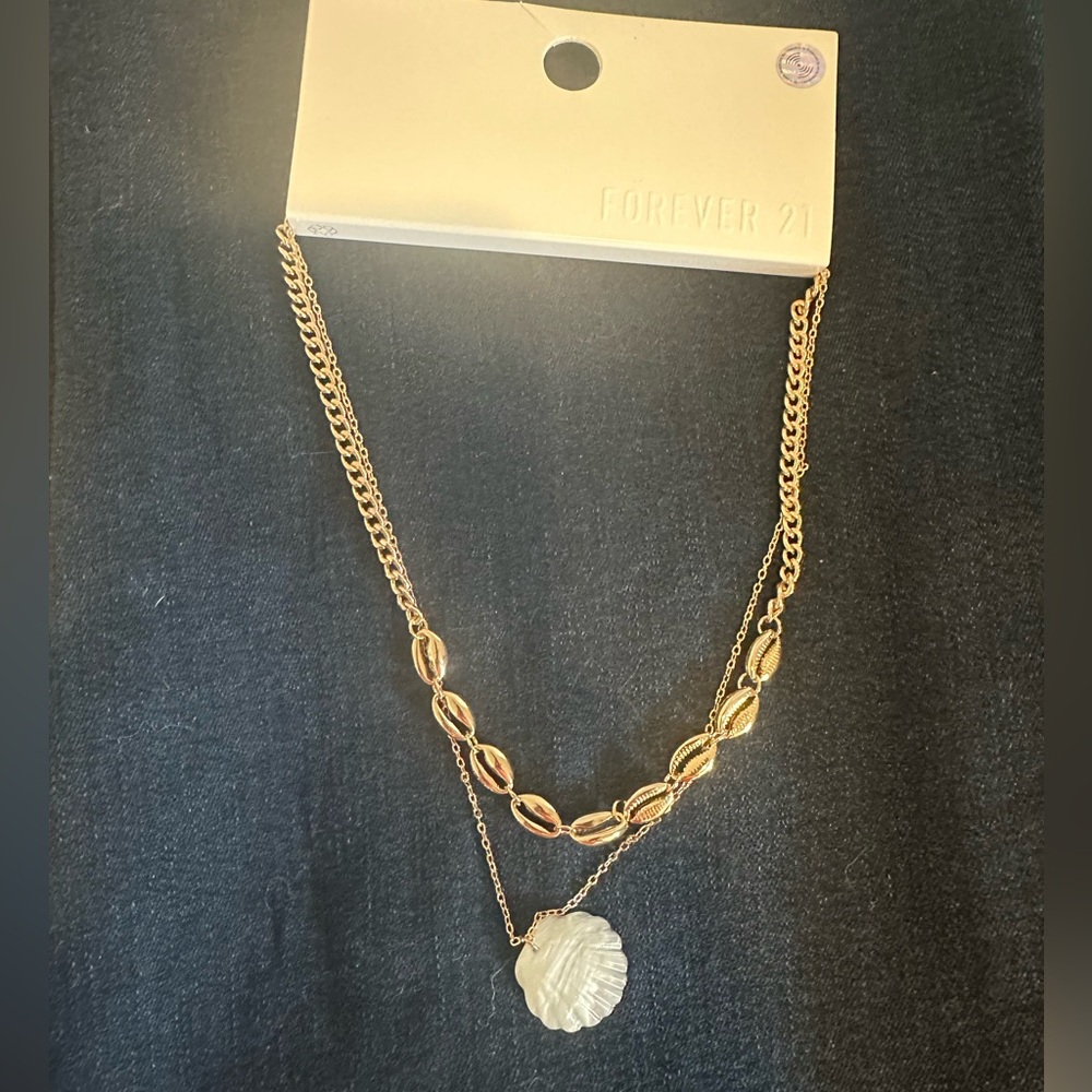 Gold Tone Shell Necklace